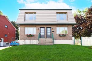 Triplex idéal pour une résidence ou chambreur à Pierrefonds