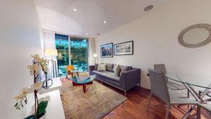 MODERN ONE BEDROOM APARTMENT IN DOWNTOWN CALGARY