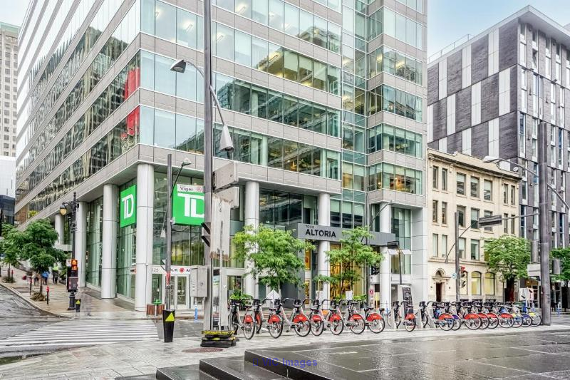 Furnished condo 1 bedroom for rent perfectly located Ville-Marie Mtl
