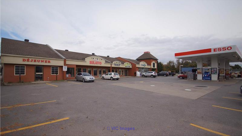 Commercial space with drive-through for rent Lanaudiere