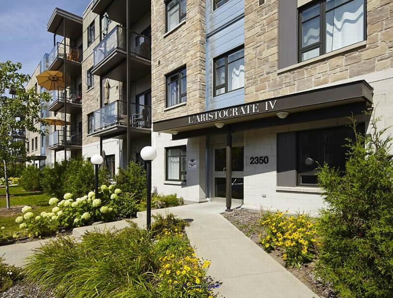 Condo for rent 4 1/2 with gym and pool Lebourgneuf