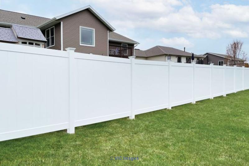 Vinyl Fencing Options: Upgrade Your Property with Oasis Outdoor Produc