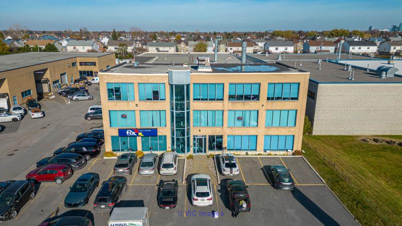 Offices for rent 2,000 to 3,000 sqft 2nd floor Brossard