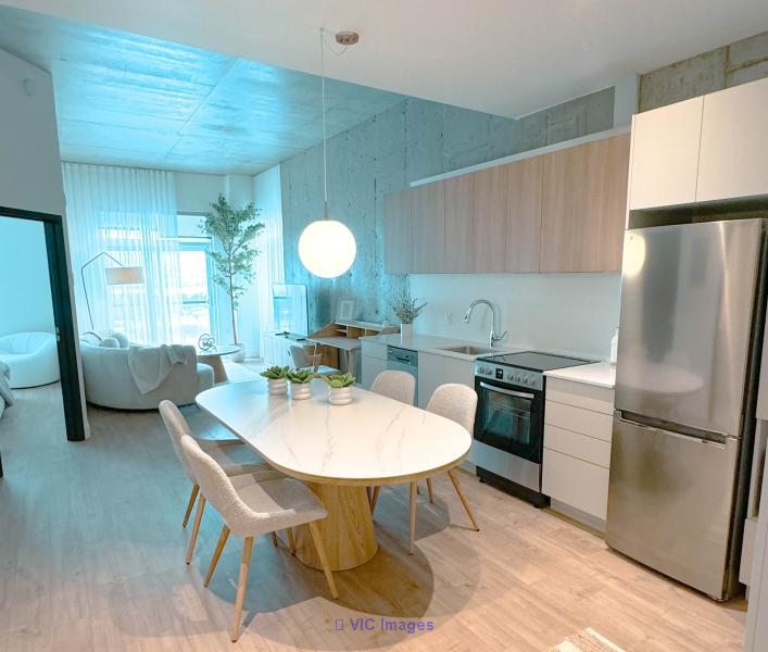 Luxury Rental Condos in Côte-de-Beaupré: 14 Million Sq. Ft. of Private Space / Condos de Luxe à Louer à Côte-de-Beaupré : 14 Millions de Pi² d'Espace Privé