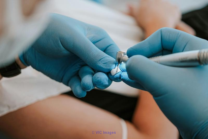 Dental Lab for Sale in Montreal - Prime Real Estate Opportunity / Laboratoire Dentaire à Vendre à Montréal - Opportunité Immobilière Prestigieuse