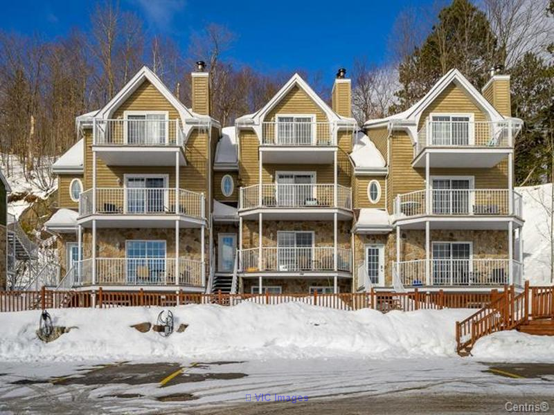 Furnished 3-Bedroom Condo with Slope Views in St-Sauveur / Condo meublé 5 1/2 avec vue sur les pentes à St-Sauveur