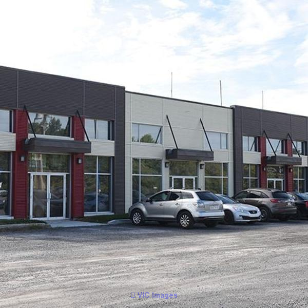 Industrial and Storage Space on Route 104, St-Jean-sur-Richelieu / Espace industriel et entreposage Route 104, St-Jean-sur-Richelieu
