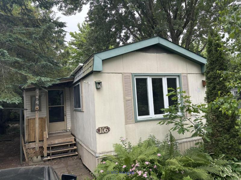 Affordable Home for Sale: $154,500, Just 10 Minutes from Cowansville / Maison Abordable à Vendre : 154 500$, à Seulement 10 Minutes de Cowansville
