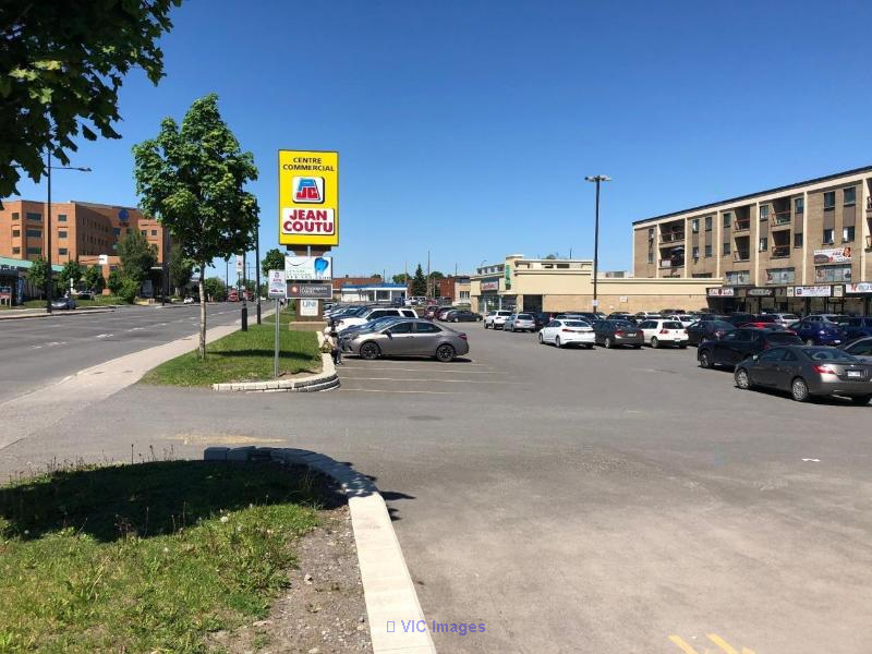 Spacious 931 Sqft Office on Sherbrooke for $625 in Montreal Mercier / Bureau de 931 p² sur Sherbrooke à 625 $ à Mercier, Montréal