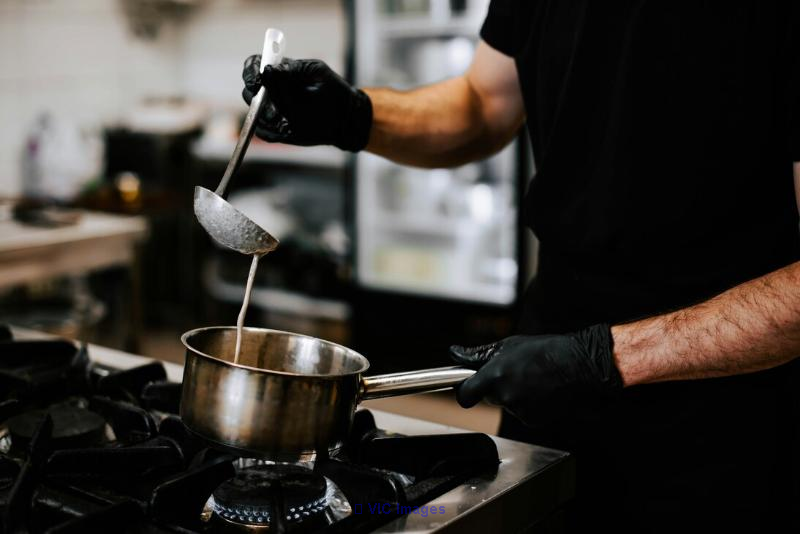 Montreal South Shore Real Estate: Catering Business for Sale / Immobilier Rive-Sud de Montréal : Entreprise de Traiteur à Vendre
