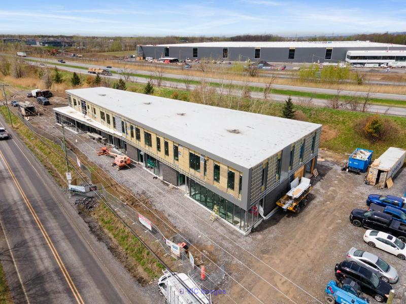 Industrial and Commercial Real Estate for Lease / Immobilier industriel et commercial à louer