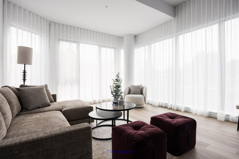 Luxury Condos for Rent with All-Inclusive Amenities in Nuns' Island / Location de condos de luxe avec services tout compris à l'Île-des-Sœurs