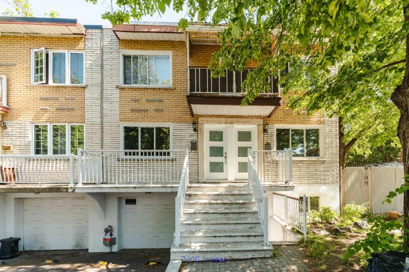 Cozy 3 1/2 + Office, Heated, Hot Water Included, Ahuntsic / Charmant 3 1/2 + Bureau, Chauffé, Ahuntsic
