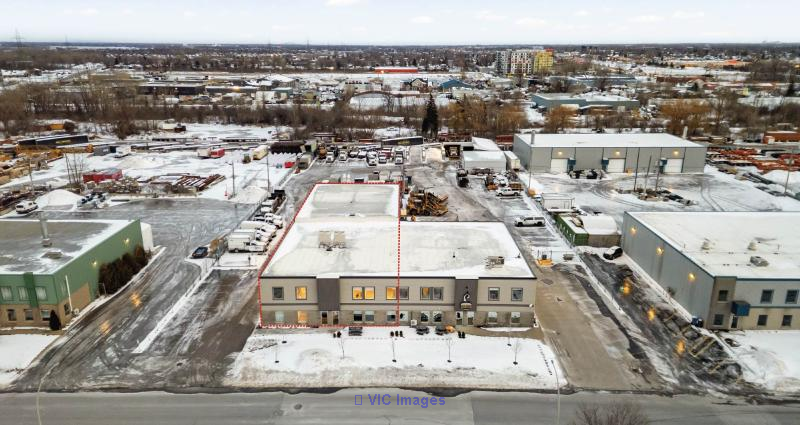 Office and Industrial Space for Lease in Sainte-Catherine: 3,453 to 14,183 sq. ft. / Espace de bureau et industriel à louer à Sainte-Catherine : de 3 453 à 14 183 pi²