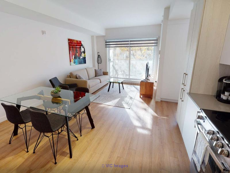1-Bedroom Open-Concept Condo Available March 16 Near Université Laval / Condo 1 chambre à concept ouvert disponible le 16 mars près de l'Université Laval