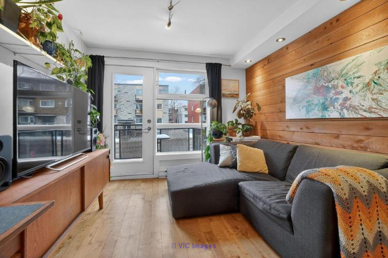 Charming 1-Bedroom Urban Condo in Historic Old Rosemont / Charmant condo urbain 3 1/2 dans le Vieux-Rosemont
