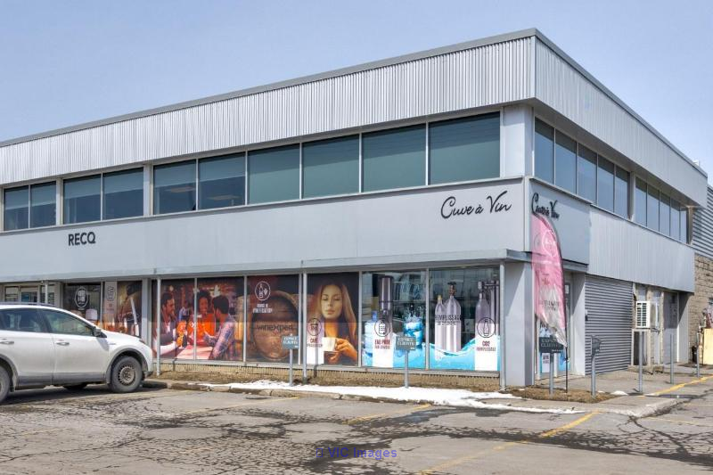 Commercial and Industrial Condo for Sale in Montreal / Condo commercial et industriel à vendre à Montréal