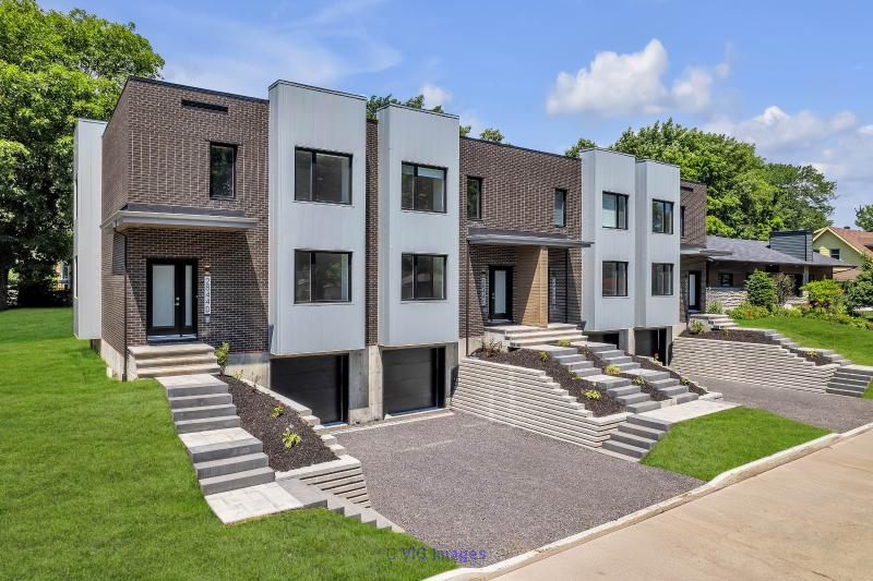 Luxury Townhouse for Rent in Sainte-Foy / Maison de ville de luxe à louer à Sainte-Foy