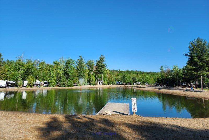 Charming 4-Star Campground for Sale in Central Lanaudiere / Charmant camping 4 étoiles à vendre au cœur de Lanaudière