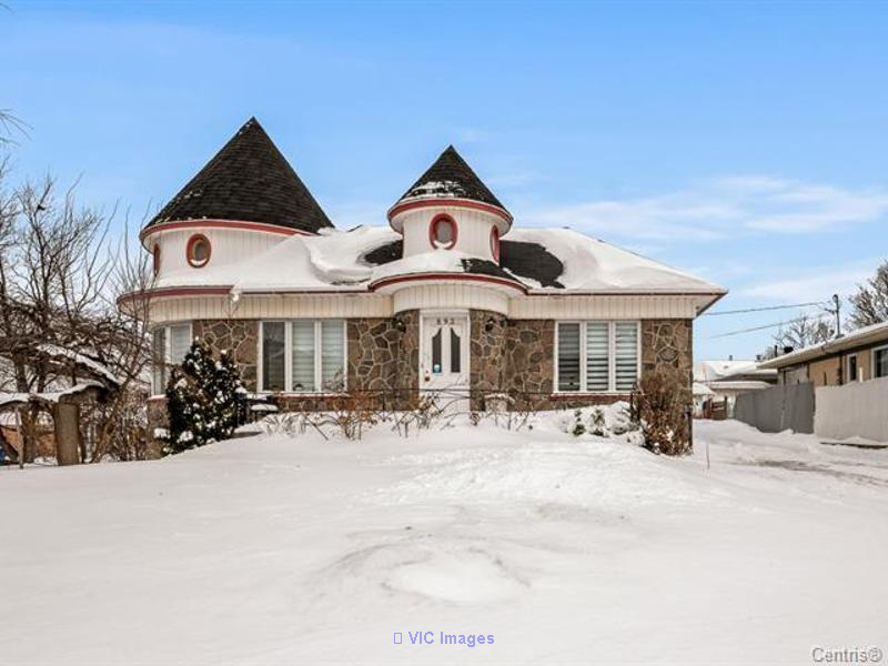 AVAILABLE - House for Rent in Cite-Universitaire Sainte-Foy