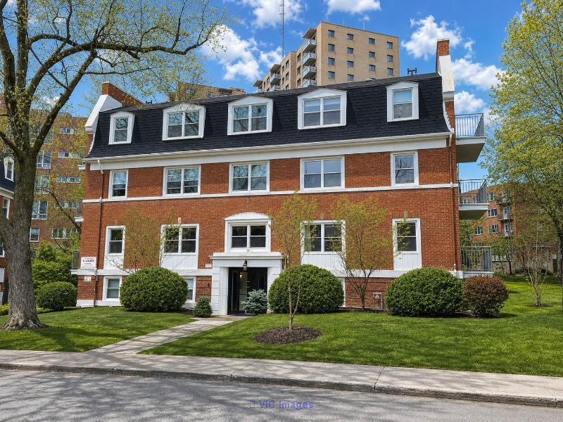 Rental condos  The Ridgewood in Cote-des-Neiges